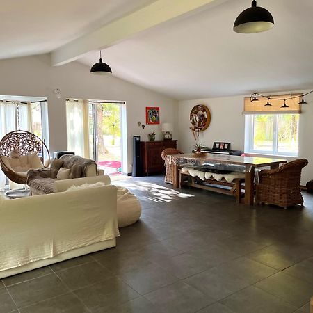 House De La Canopee, Swimming Pool, Lake, Forest, Large Garden And Wifi Уртен Экстерьер фото