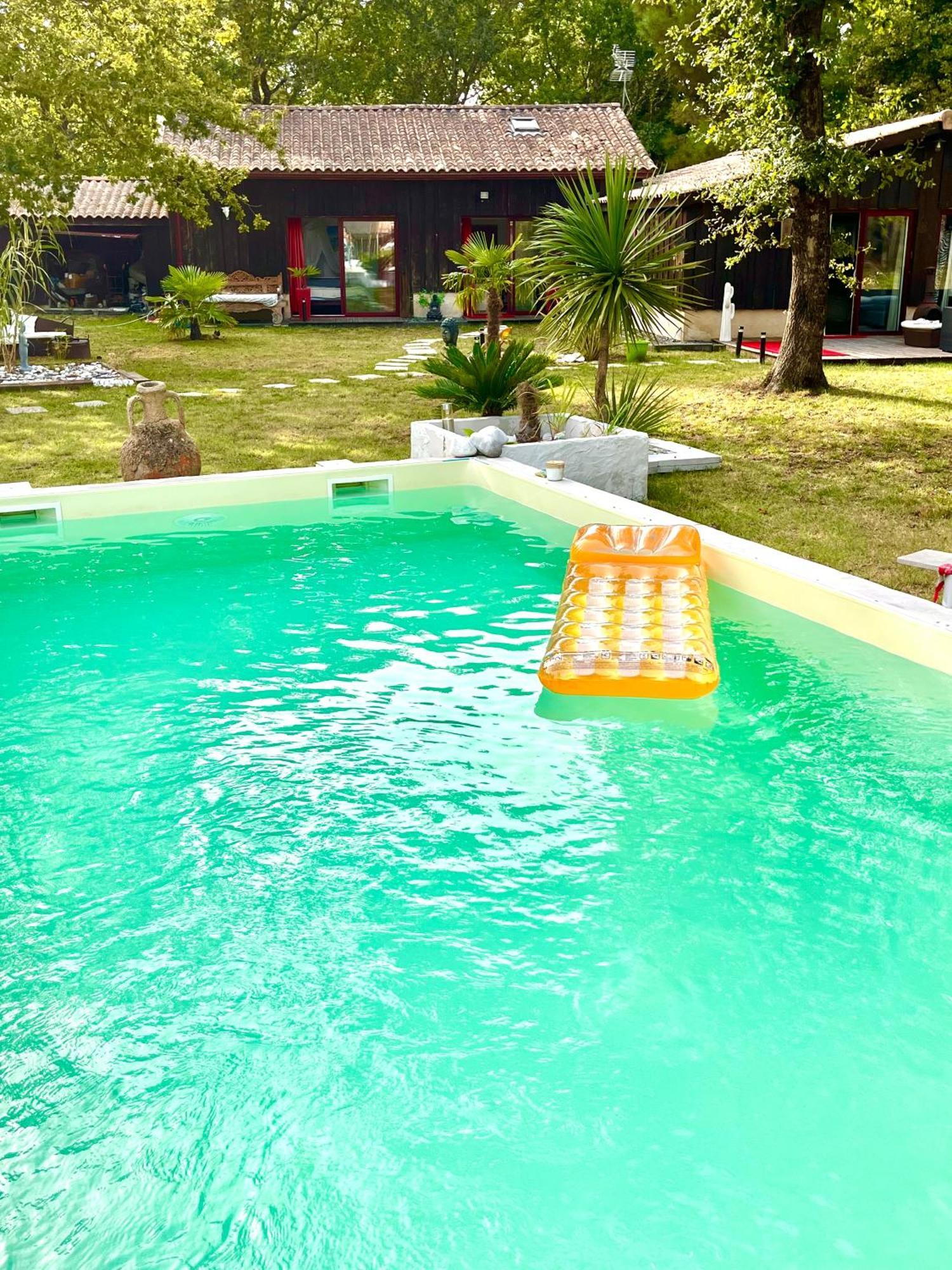 House De La Canopee, Swimming Pool, Lake, Forest, Large Garden And Wifi Уртен Экстерьер фото